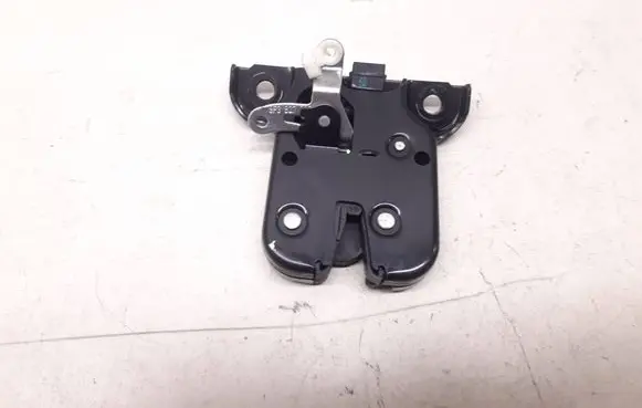 Audi A3 S3 8P Tailgate/trunk/boot lock/catch/latch 8P3827505