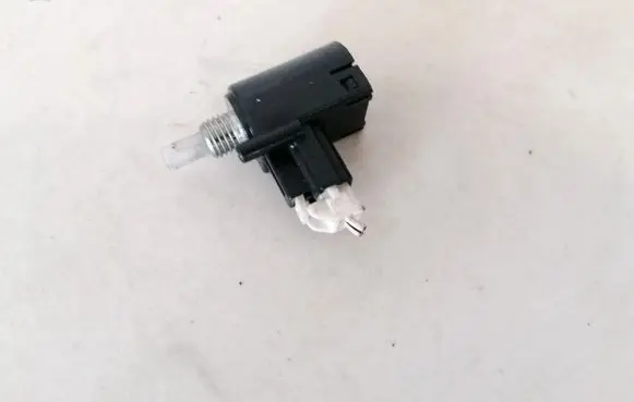 Toyota Urban Cruiser (XP110) Brake pedal sensor switch