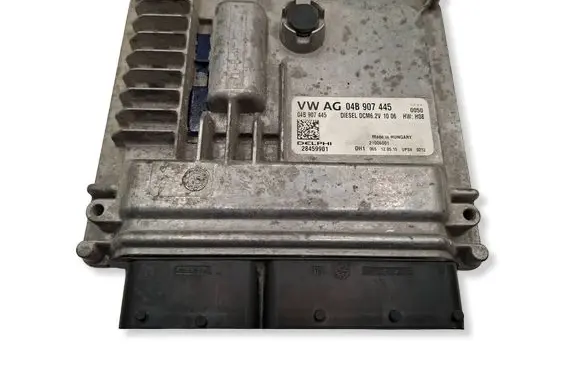 Skoda Fabia Mk3 (NJ) Engine control unit/module 04B907445 28459901