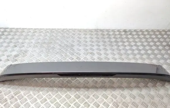 Tailgate/trunk spoiler