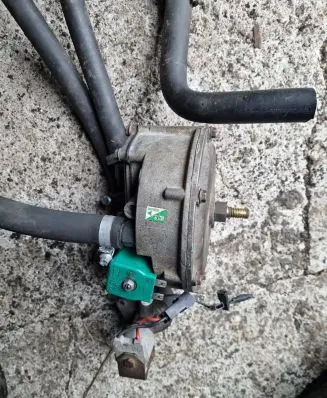 Volkswagen PASSAT B2 LP gas reducer 