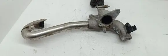 Nissan Qashqai EGR valve line/pipe/hose 744818 10B100913 8T8774