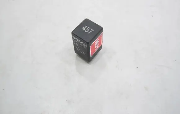 Glow plug pre-heat relay