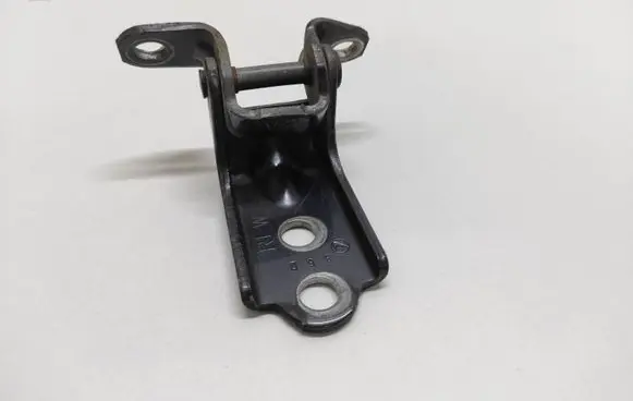 Subaru Legacy Rear door lower hinge