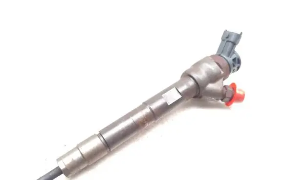 Jaguar XE Fuel injector G4D3-9K546-AA 0445110654