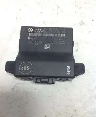 Volkswagen Golf V Gateway control module 1K0907530G