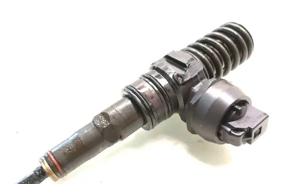Fuel injector