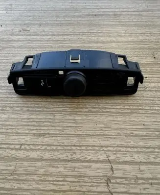 Mini Clubman F54 USB socket connector 9376439