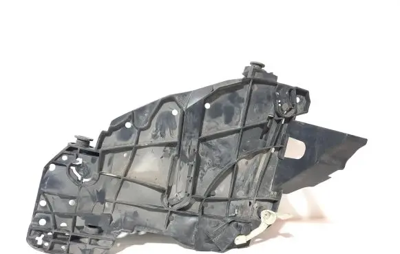 Volkswagen Touareg I Front bumper mounting bracket 16464500