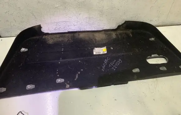 Opel Zafira C Tailgate/boot cover trim set 36131103