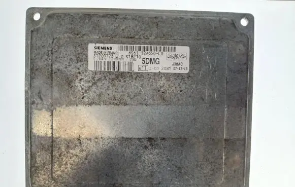 Ford Fusion Engine control unit/module 6S6112A650LG 5DMG S120977312G