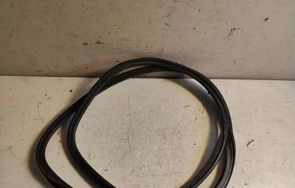 Audi A4 S4 B8 8K Front door rubber seal