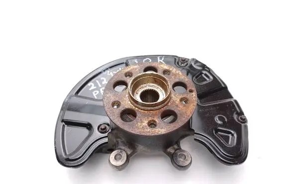 Mercedes-Benz E W212 Front wheel hub A2123321000