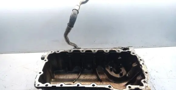 Volkswagen PASSAT B6 Oil sump 007102A