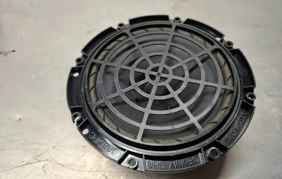 Peugeot 308 Front door speaker 9665245180
