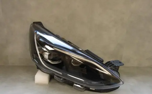 Ford Focus Headlight/headlamp JX7B