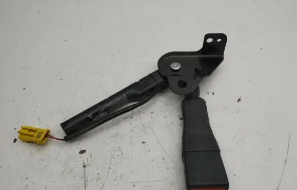 Chrysler Grand Voyager V Front seatbelt buckle 374101J BAMPT11625