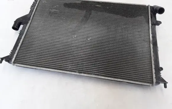 Dacia Duster Coolant radiator