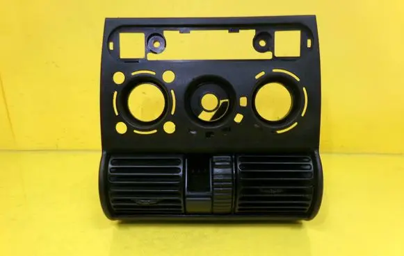 Opel Corsa B Dash center air vent grill 90386821 1905871