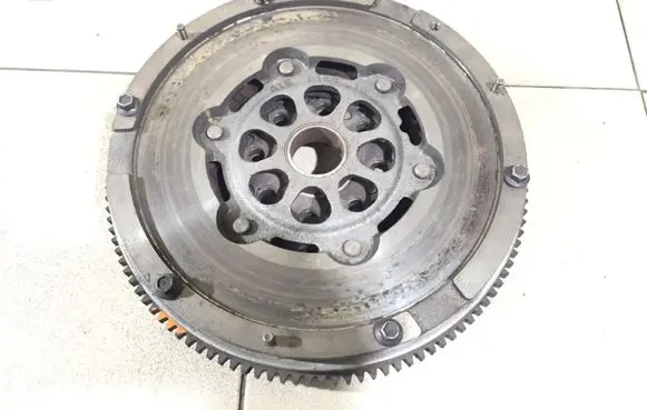 Ford Mondeo Mk III Dual mass flywheel 415016810