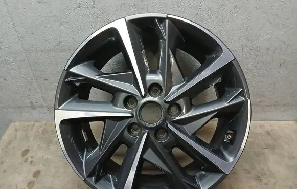 Hyundai i30 R17 alloy rim 52910-G4720 G4720