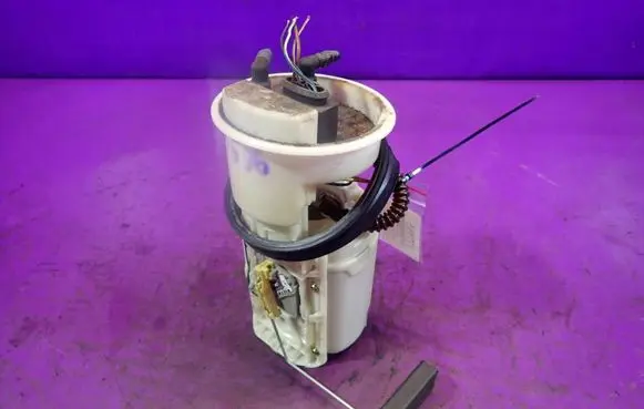 Seat Ibiza III (6L) In-tank fuel pump 