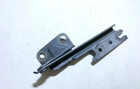 Mazda 626 Engine bonnet/hood hinges
