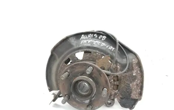 Toyota Auris 150 Front wheel hub