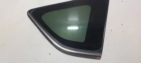 Toyota RAV 4 (XA40) Rear side window 43R005844 NSGM31Q8 JD0T23