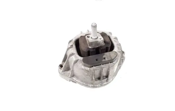 BMW 1 E82 E88 Engine mount bracket 6768800