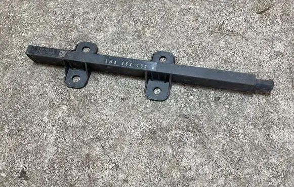 Volkswagen ID.3 Keyless system antenna 5WA962131B