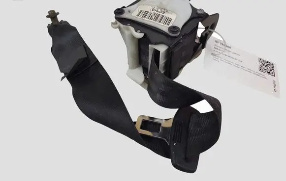 Audi A4 S4 B6 8E 8H Rear seatbelt 8E5857805G