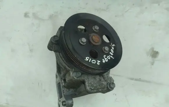 KIA Sportage Water pump HY9704