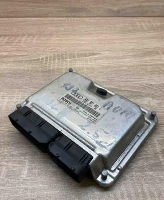 Audi A6 S6 C5 4B Engine control unit/module ECU 4B2907401J 0281010822