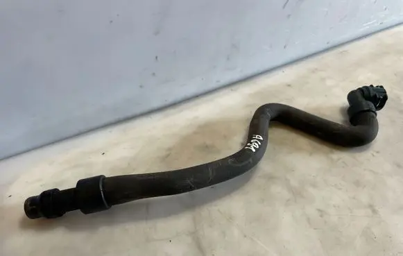 Opel Astra J Engine coolant pipe/hose 565563897