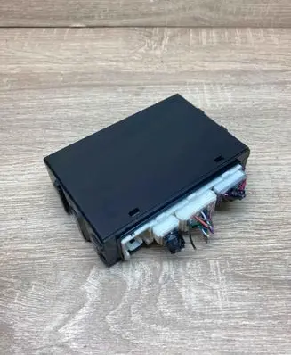 Mazda 3 II Other control units/modules CCY9675DZA X1T40476H2 K6266