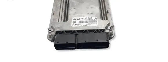 Skoda Octavia Mk3 (5E) Engine control unit/module 04L907309B 0281018510