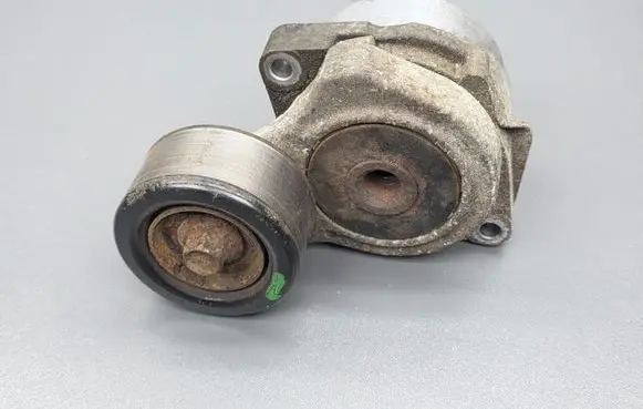 Honda Accord Generator/alternator belt tensioner JH23