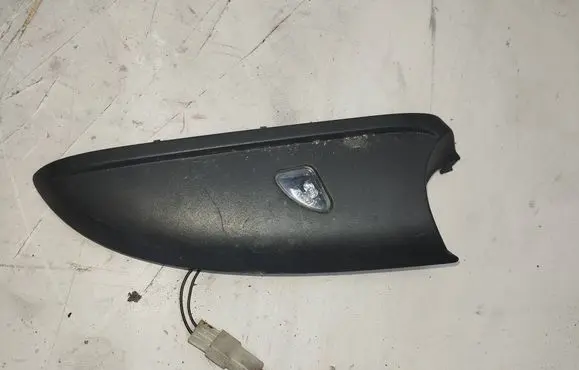 Audi A6 S6 C6 4F Front door wing mirror part E1021000