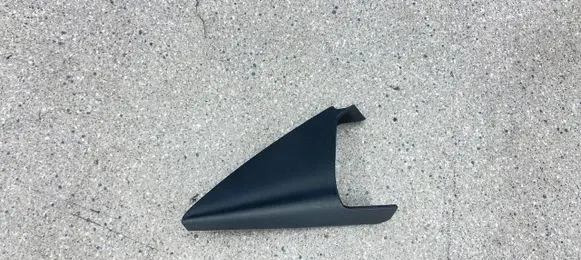 BMW M6 Front door glass trim molding 7217489 51337217489
