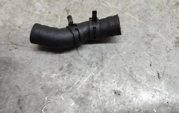 Porsche Panamera (970) Engine coolant pipe/hose 97010642001