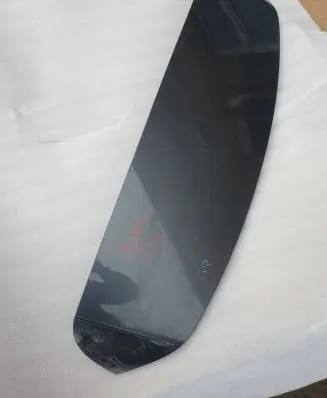 Tailgate/trunk spoiler