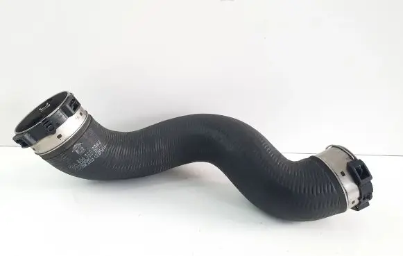 Mercedes-Benz E W212 Intercooler hose/pipe A2045282982