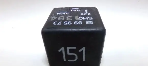 Volkswagen Golf II Other relay 191945383