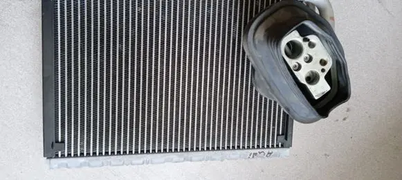 Audi A4 S4 B8 8K Air conditioning (A/C) radiator (interior) H7995002 H1392008