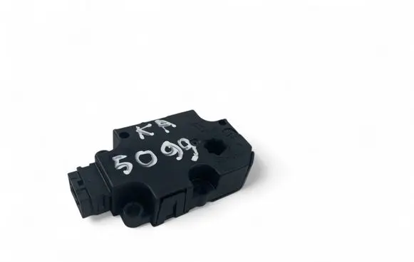 Audi A7 S7 4G Air flap motor/actuator 4H0820511A