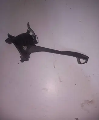 Volvo V70 Accelerator throttle pedal 30683514