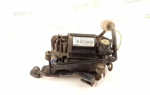 Mercedes-Benz E W211 Air suspension compressor/pump 2113200304 A2113200304