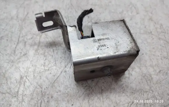 Opel Insignia B Alarm system siren 39118765