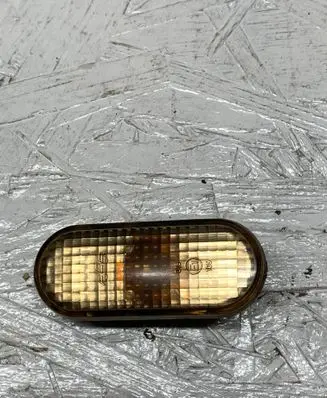 Volkswagen PASSAT B4 Front fender indicator light 3A0949117B